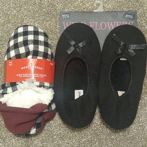 NWT Women's slippers